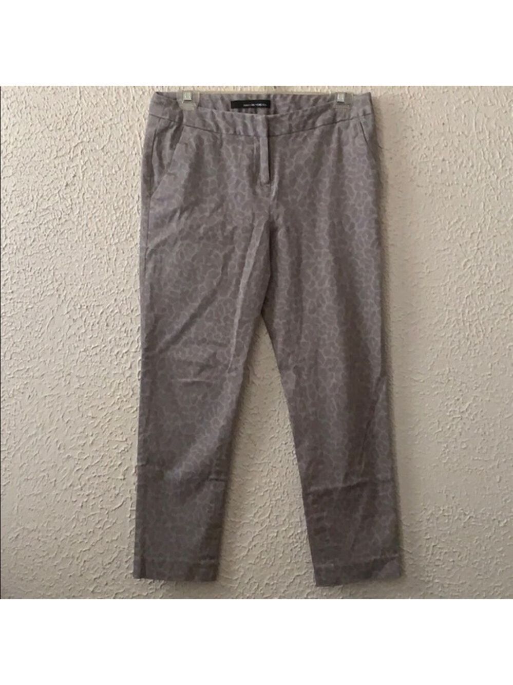 Size 8 Leopard Capri Pants